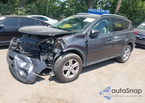 2013 Toyota Rav4 Xle z USA, uszkodzony, nr VIN JTMWFREV9D5013629